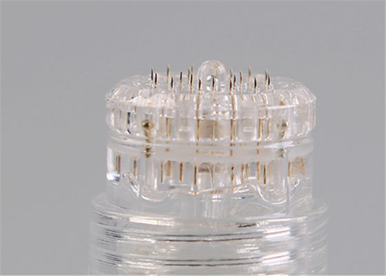 A agulha 20 Microneedling do selo do rolo de Derma do Hydra obtém soros no titânio do ouro da pele